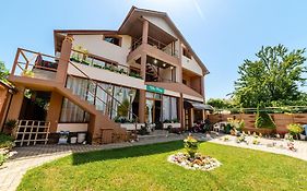 VILA FLORY camere de inchiriat